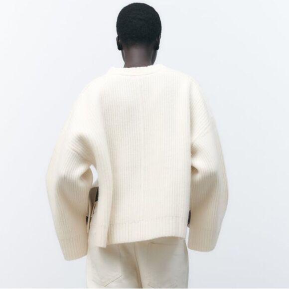 Zara Wool Sweater - Picture 6 of 11